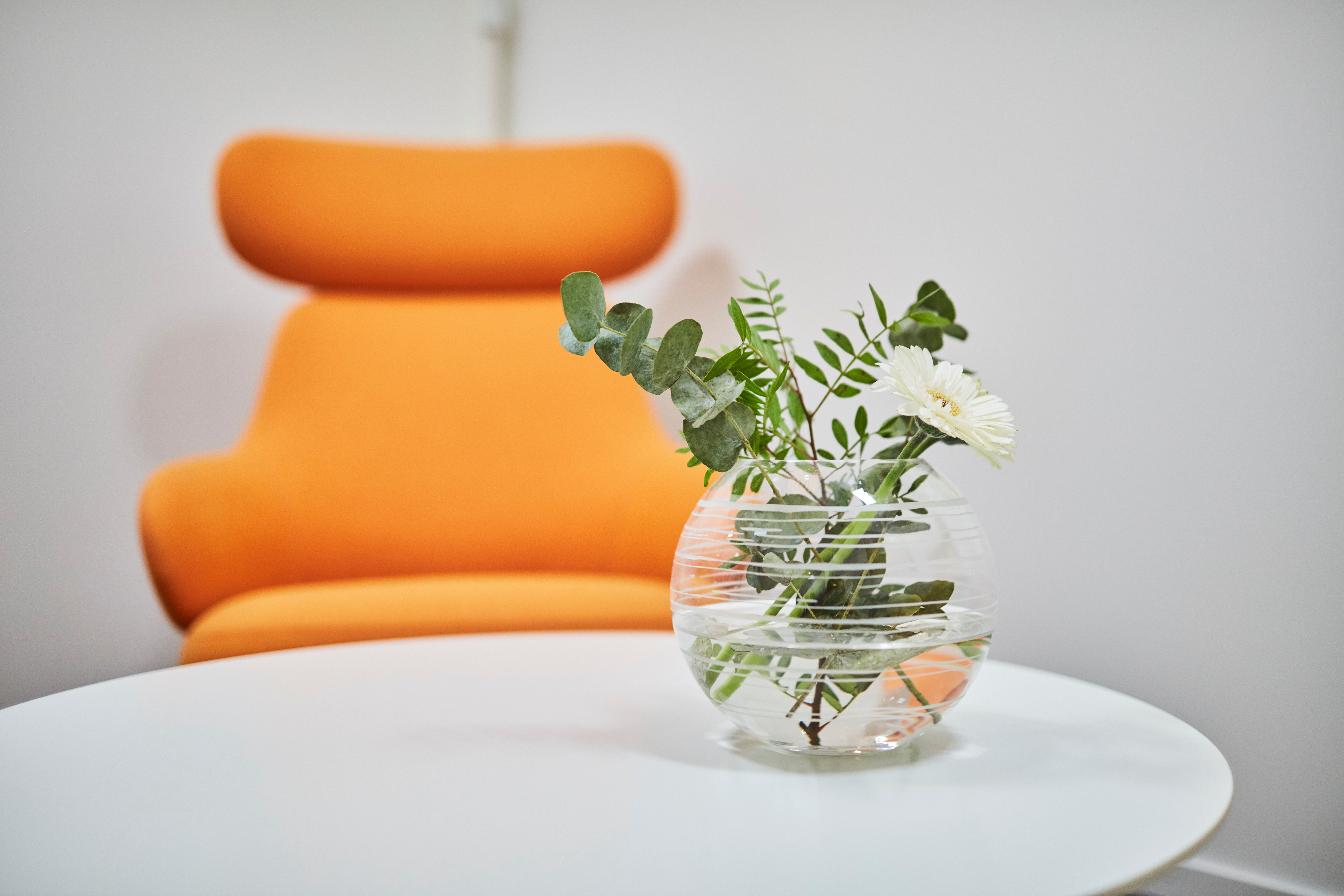 Head Quarter Lindab Malmö Chair flowers in vase on table Indoor air environment photo shoot session Aura