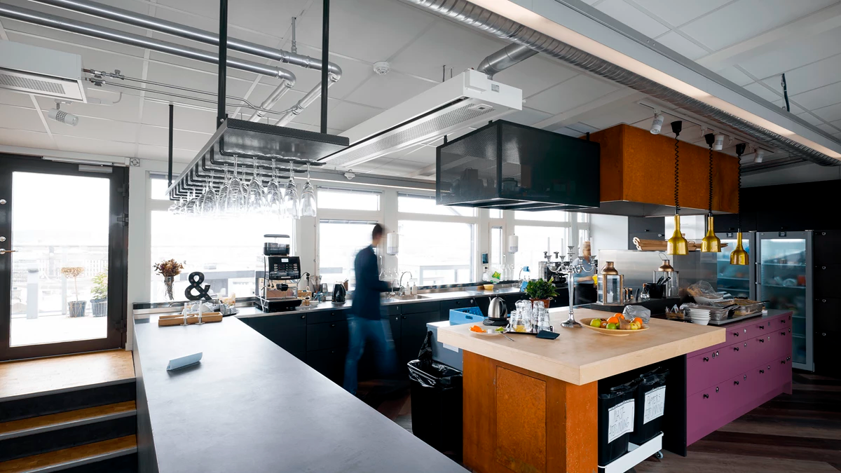 Ventilation bar